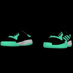 clothes/male/shoes/2022/1.webp